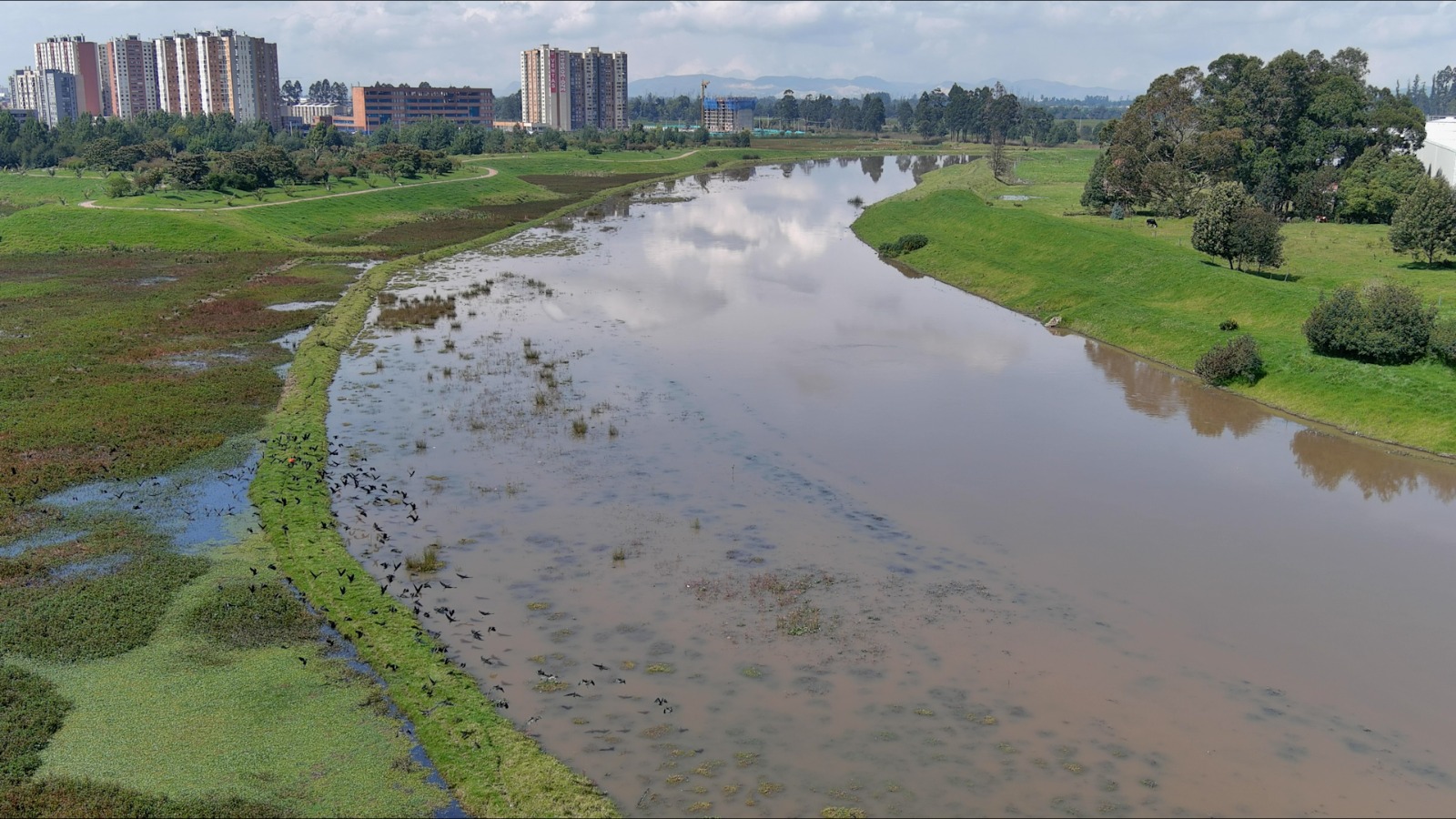 15 años sin graves inundaciones: Así las obras de la CAR transformaron el comportamiento del río Bogotá
